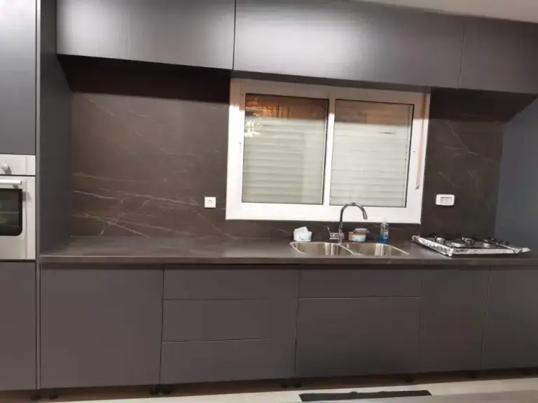 שיש המפרץ התקנות שיש